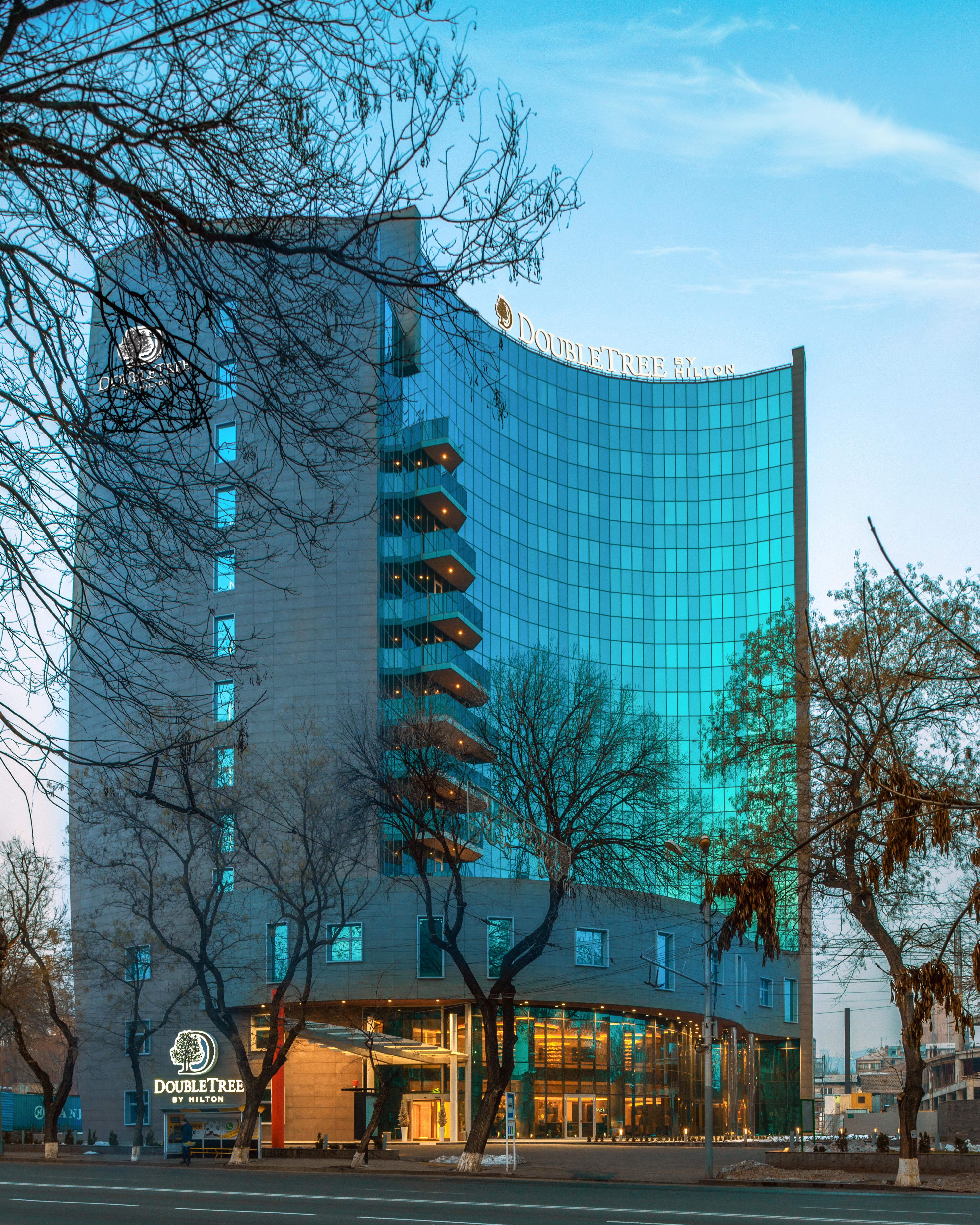 Doubletree By Hilton Yerevan City Centre Exteriér fotografie