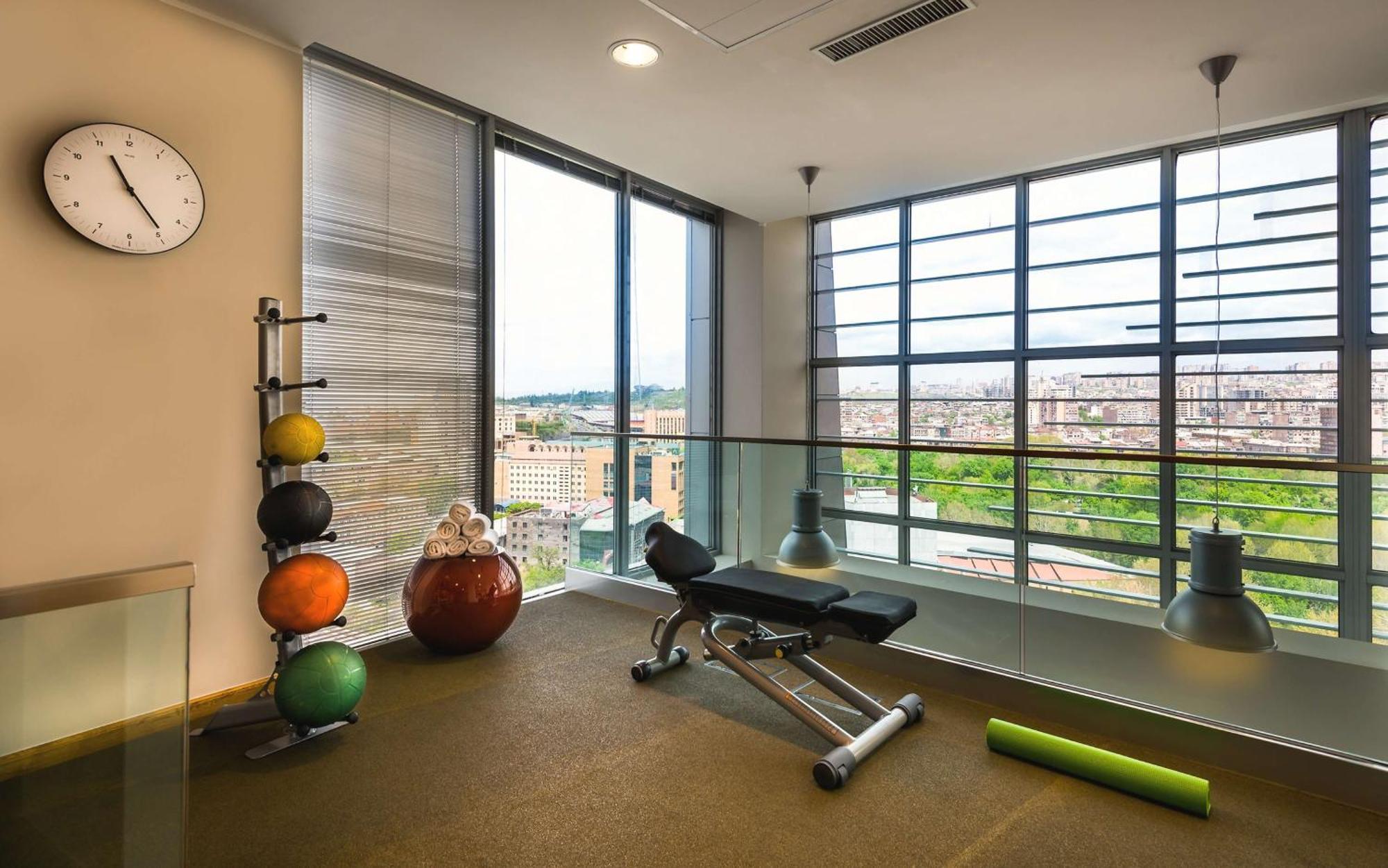 Doubletree By Hilton Yerevan City Centre Exteriér fotografie